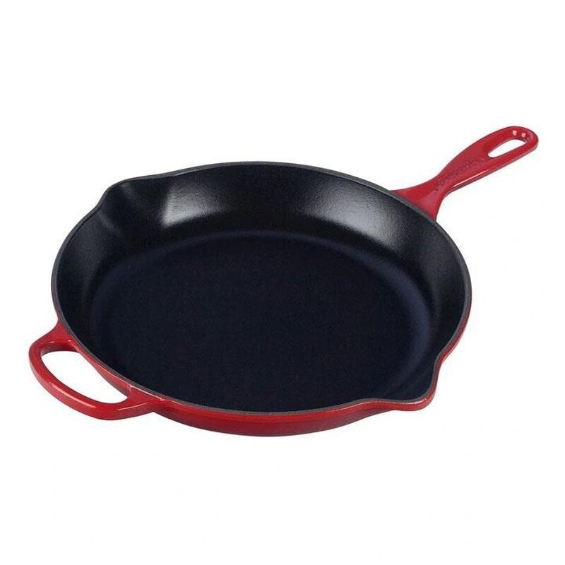 Le Creuset Signature Round Skillet 20 image number 0
